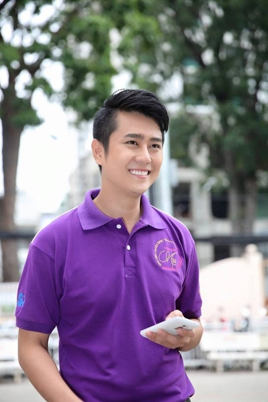 Hình ảnh điển trai, trẻ trung của MC Quang Minh lúc chưa phát bệnh ảnh 5 Hình ảnh điển trai, trẻ trung của MC Quang Minh lúc chưa phát bệnh ảnh 5