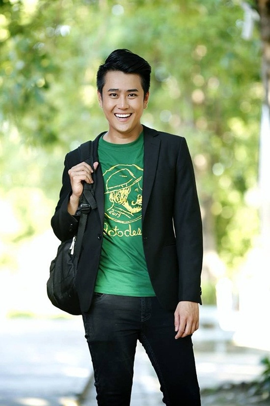 Hình ảnh điển trai, trẻ trung của MC Quang Minh lúc chưa phát bệnh ảnh 6 Hình ảnh điển trai, trẻ trung của MC Quang Minh lúc chưa phát bệnh ảnh 6