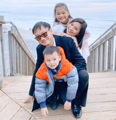 Gia đình hạnh phúc của nữ diễn viên “Hoa hồng trên ngực trái”.