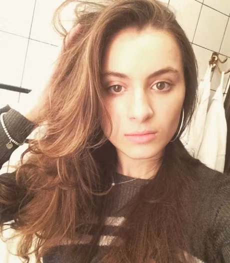 Bat ngo truoc nhan sac dep tuyet tran cua con gai ruot Mr Bean - Anh 5