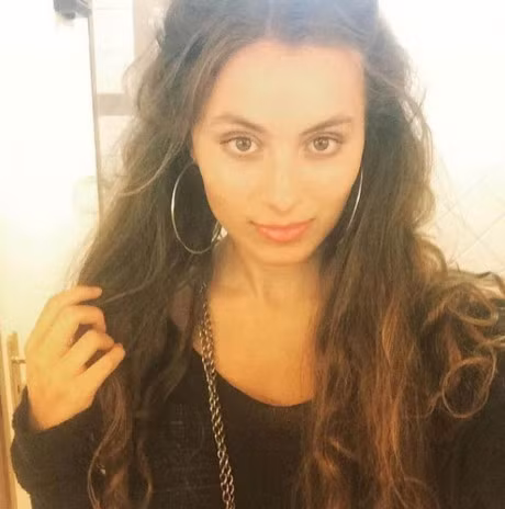 Bat ngo truoc nhan sac dep tuyet tran cua con gai ruot Mr Bean - Anh 9