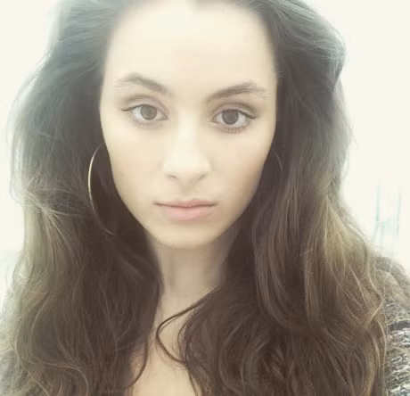 Bat ngo truoc nhan sac dep tuyet tran cua con gai ruot Mr Bean - Anh 6