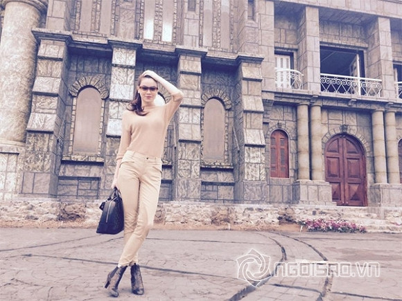 Hà Hồ: Cuộc đời buông rồi nhận, khóc rồi cười... thật thú vị