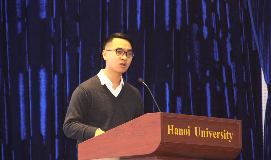 Vũ Mạnh Cường – lớp trưởng lớp 1A15 khoa tiếng Anh, Trường ĐH Hà Nội