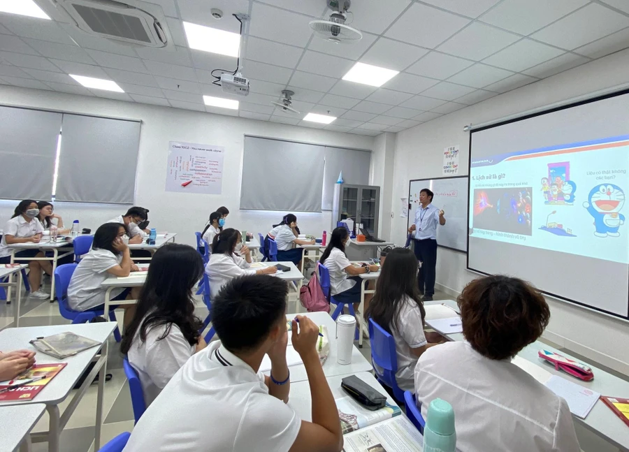 Giờ học của thầy và trò tại Phenikaa School.