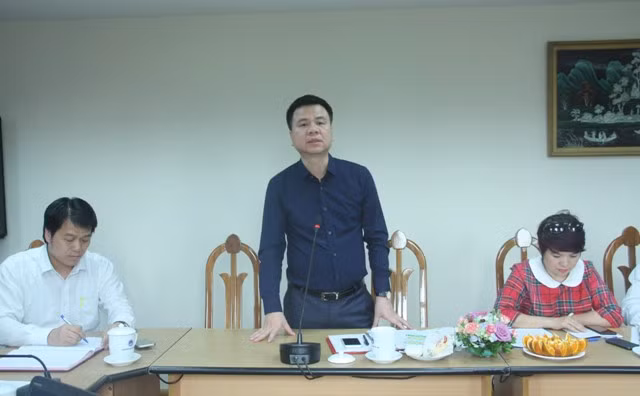 Tổng Biên tập báo Giáo dục và Thời đại Triệu Ngọc Lâm chia sẻ những góp ý tâm huyết cho công tác truyền thông Công đoàn ngành Giáo dục Tổng Biên tập báo Giáo dục và Thời đại Triệu Ngọc Lâm chia sẻ những góp ý tâm huyết cho công tác truyền thông Công đoàn ngành Giáo dục