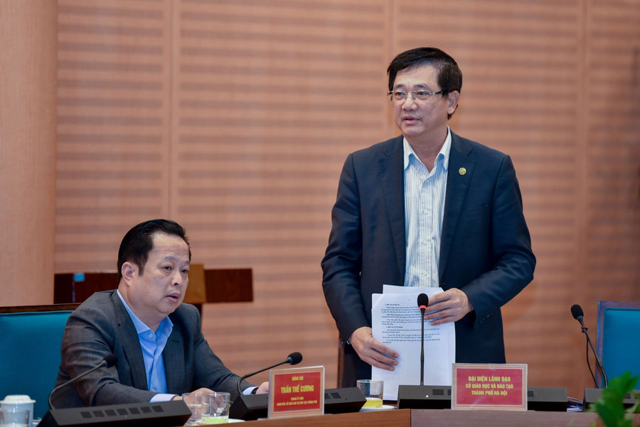 Phó giám đốc Sở GD&ĐT Phạm Xuân Tiến phát biểu tại buổi làm việc. Phó giám đốc Sở GD&ĐT Phạm Xuân Tiến phát biểu tại buổi làm việc.