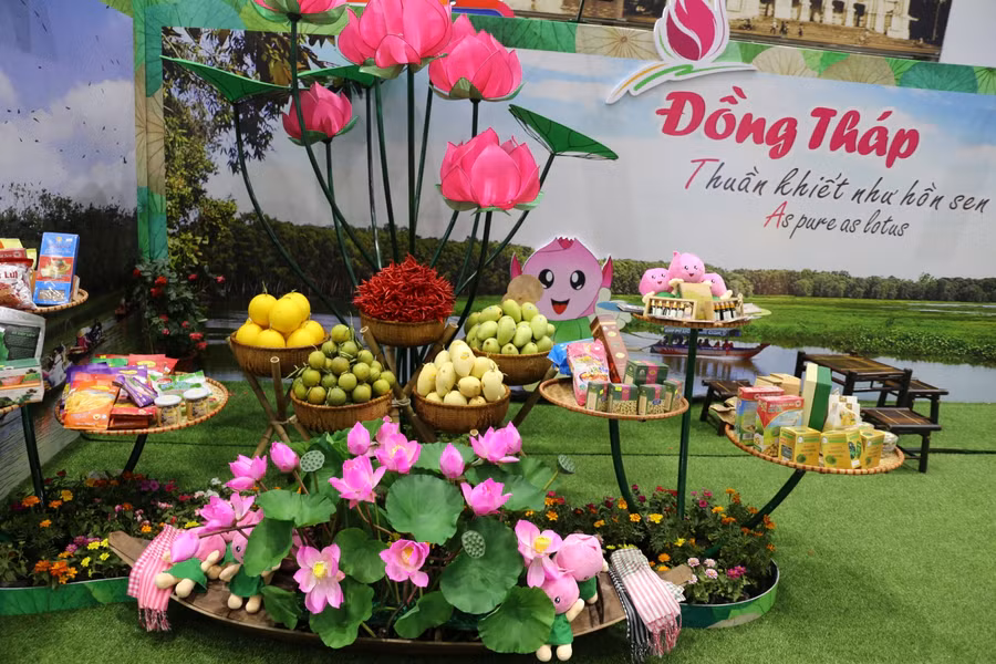 Đồng Tháp với những món quà đậm chất miền Tây của vùng sông nước Cửu Long.