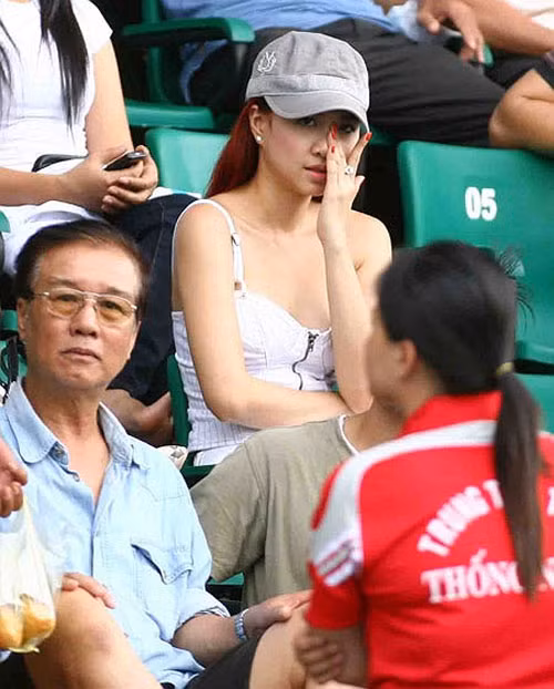 Hai mối tình xôn xao của Đinh Ngọc Diệp trước khi cưới Victor Vũ - Ảnh 4