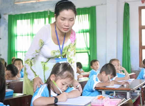 Cà Mau: Đề xuất bổ sung gần 1.550 biên chế cho giáo dục