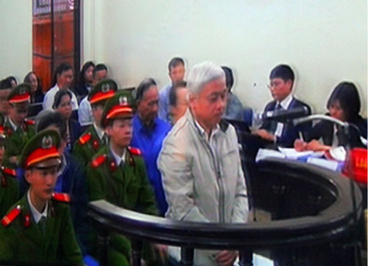 Bị cáo Nguyễn Đức Kiên trước tòa