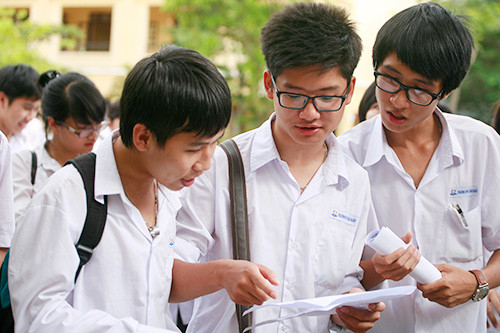Thời gian mỗi đợt thi ĐH, CĐ là 4 ngày