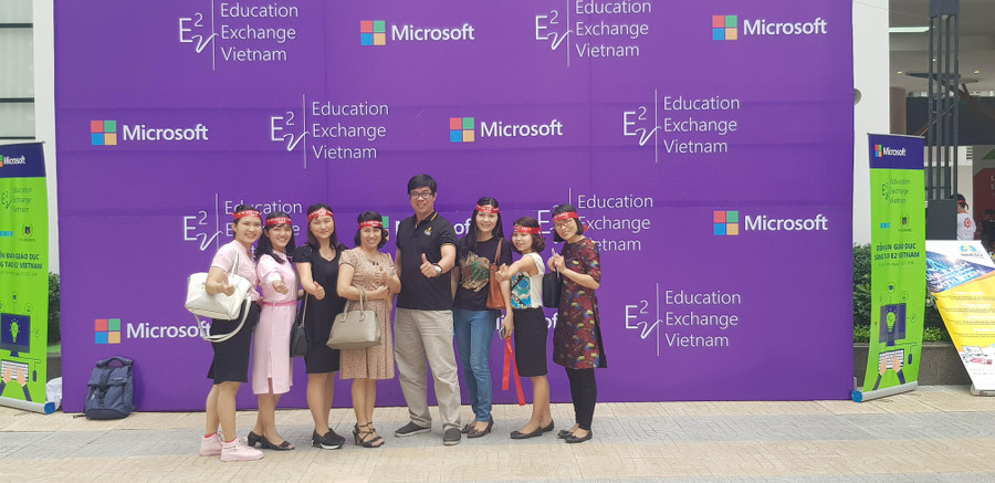 Một số giáo viên tham dự Diễn đàn Một số giáo viên tham dự Diễn đàn