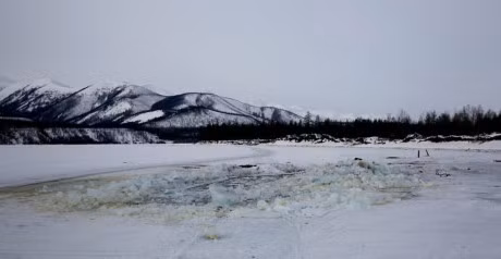 Hanh trinh ron gay tren bang dua thuc an toi Siberia - Anh 8