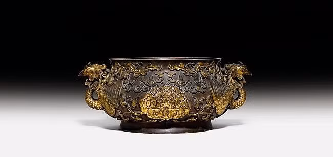 Lư hương Trung Hoa thế kỉ 18. Ảnh minh họa.