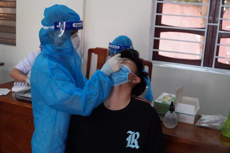 Trước khi ra Bắc Giang, các thí sinh Nghệ An đã xét nghiệm và cho kết quả âm tính với SARS-CoV-2.