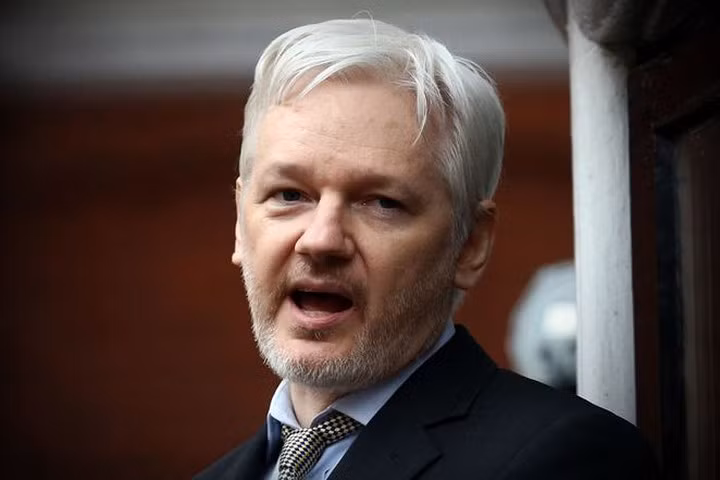Nhà sáng lập WikiLeaks sắp công bố khoảng 1 triệu tài liệu mật