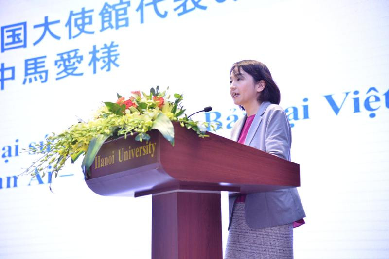 Bà Ai Chumam - Bí thư thứ 2 Đại sứ quán Nhật Bản tại Việt Nam - phát biểu tại hội thảo