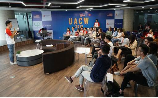 US-ASEAN Citizen Workshop – chuỗi sự kiện trao đổi – chia sẻ dành cho giới trẻ do Tổng lãnh sự quán Hoa Kỳ tại tp. Hồ Chí Minh tài trợ. US-ASEAN Citizen Workshop – chuỗi sự kiện trao đổi – chia sẻ dành cho giới trẻ do Tổng lãnh sự quán Hoa Kỳ tại tp. Hồ Chí Minh tài trợ.