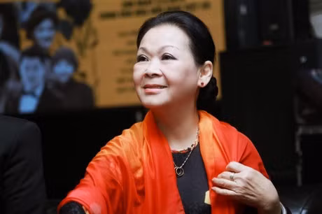 Danh ca Le Thu ve Ha Noi bieu dien o Nha hat Lon - Anh 3