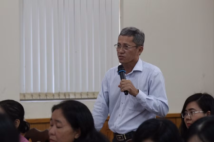 Ông Khưu Mạnh Hùng, Trưởng Phòng GD&ĐT quận 12 phát biểu