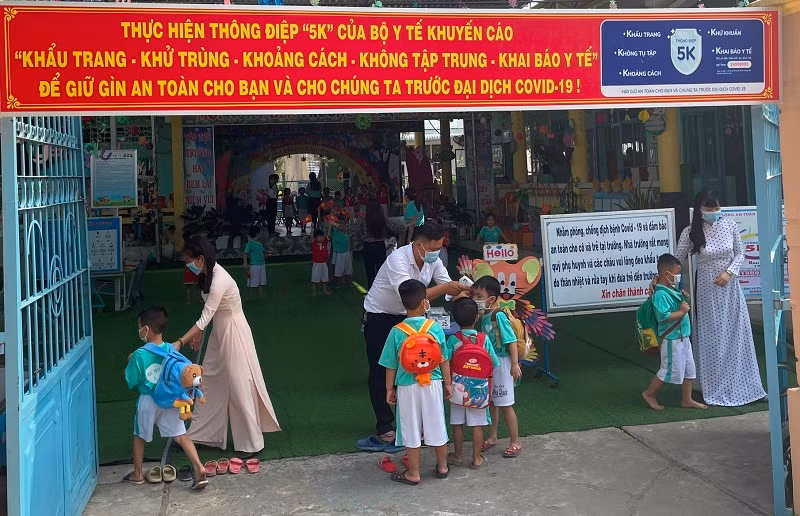 Tỉnh Đồng Tháp từng bước mở cửa lại trường học từ đầu năm 2022. Ảnh: Q. Ngữ