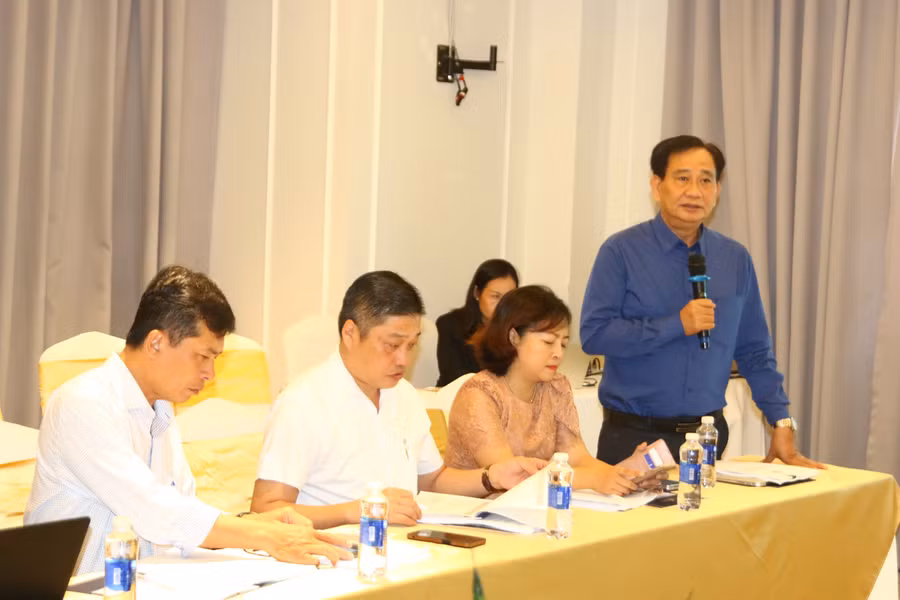 TS Nguyễn Tuấn Khanh - Bí thư Đảng ủy, Chủ tịch Hội đồng trường Trường ĐH Kiên Giang phát biểu tại hội nghị.