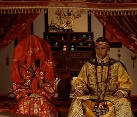 Đại hôn lễ xa hoa của hoàng đế Trung Quốc