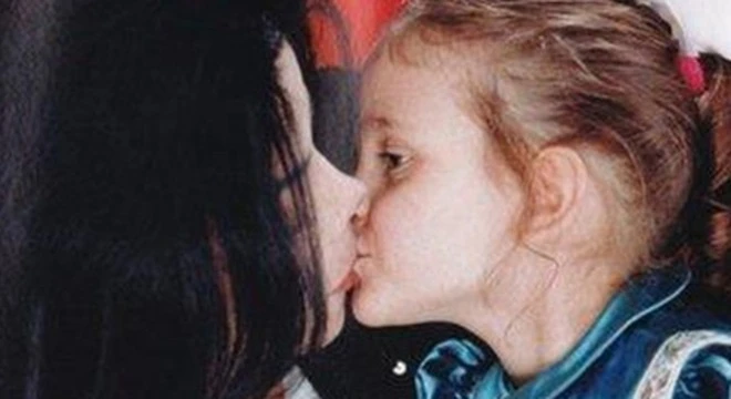 Con gái duy nhất của Michael Jackson giờ ra sao?