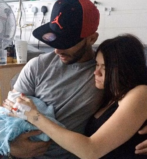 nghen long nhung hinh anh bo me chup cung con da chet - 2