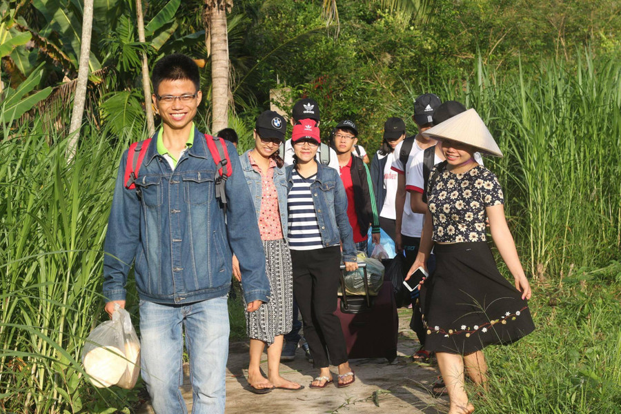 Vừa dã ngoại, vừa học tiếng Anh! Vừa dã ngoại, vừa học tiếng Anh!