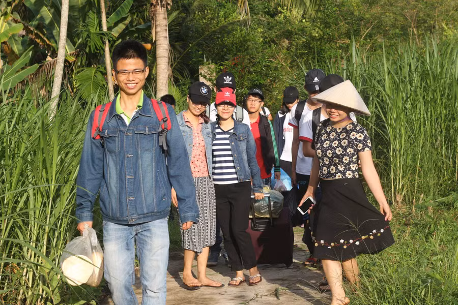 Vừa dã ngoại, vừa học tiếng Anh! Vừa dã ngoại, vừa học tiếng Anh!