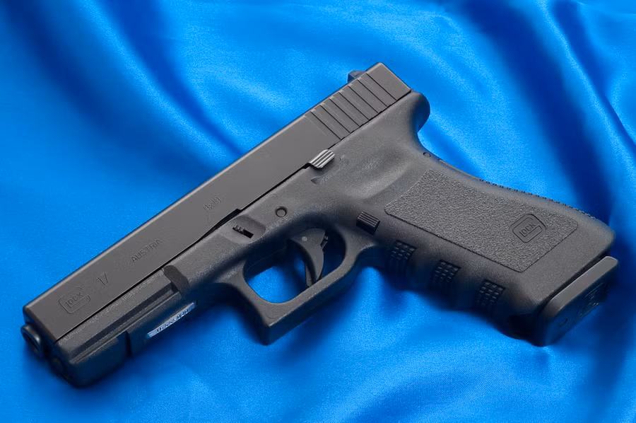 “Soi” dòng súng ngắn “sát thủ” làm từ nhựa tốt nhất thế giới ảnh 14