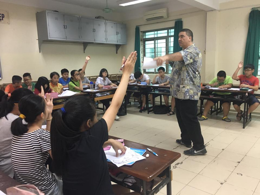 Hào hứng học tiếng Anh với thầy Steve