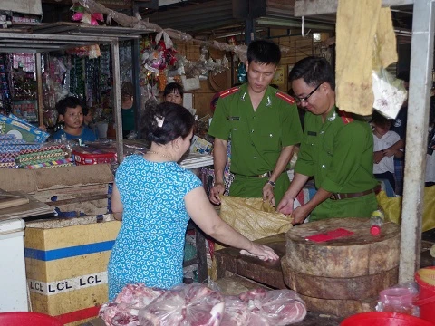 Phát hiện chấn động trong chuồng gà