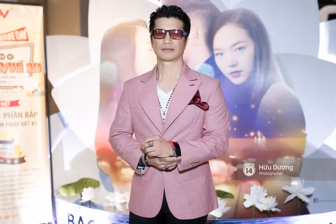 Minh Hằng cực dễ thương bên cạnh Quý Bình tại tuần lễ phim Việt - Ảnh 7.