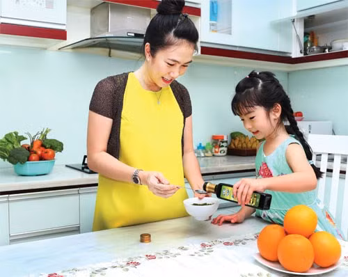 4 mẹo nhỏ chăm con của MC Thanh Thảo