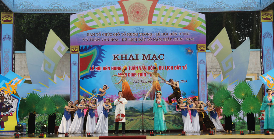Khai mạc Lễ hội Đền Hùng và Tuần văn hóa du lịch đất Tổ năm Giáp Thìn 2024. Khai mạc Lễ hội Đền Hùng và Tuần văn hóa du lịch đất Tổ năm Giáp Thìn 2024.