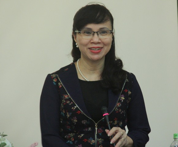 TS Nguyễn Thị Kim Phụng trao đổi tại buổi gặp mặt báo chí về thi, tuyển sinh ngày 27/4