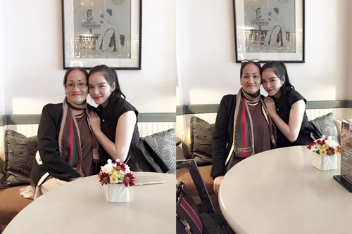 Lý Nhã Kỳ và mẹ