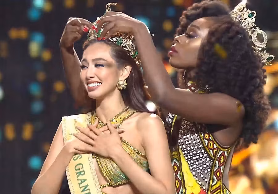 Những chia sẻ đầu tiên của Miss Grand 2021 Nguyễn Thúc Thùy Tiên ảnh 1