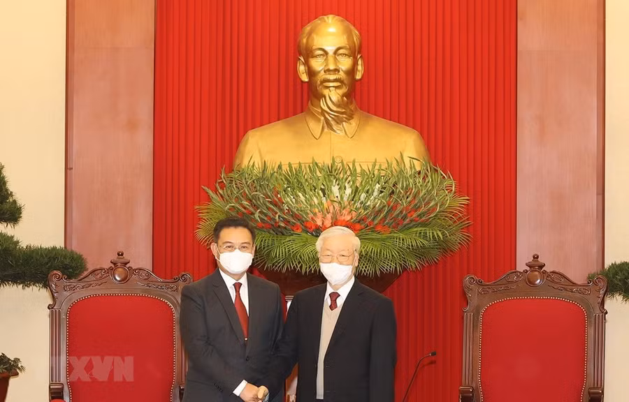 Tổng Bí thư Nguyễn Phú Trọng tiếp Chủ tịch Quốc hội Lào Xaysomphone Phomvihane. (Ảnh: Trí Dũng/TTXVN).