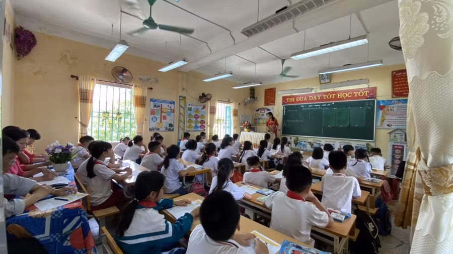 Sách Cánh Diều góp phần hỗ trợ học sinh và giáo viên.