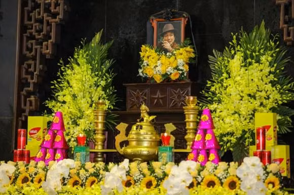 Lễ tang nhạc sĩ Phú Quang.