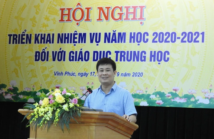 Ông Sái Công Hồng, Phó Vụ trưởng Vụ Giáo dục Trung học phát biểu tại Hội nghị triển khai nhiệm vụ năm học 2020-2021 đối với giáo dục trung học.