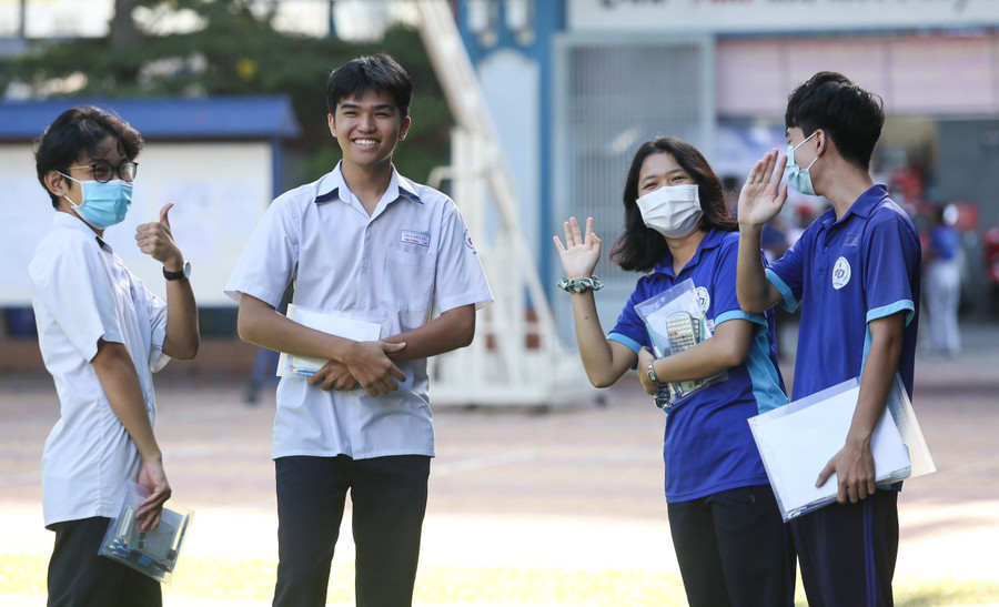 Thí sinh dự kỳ thi tốt nghiệp THPT năm 2023 tại TPHCM. Ảnh: Mạnh Tùng Thí sinh dự kỳ thi tốt nghiệp THPT năm 2023 tại TPHCM. Ảnh: Mạnh Tùng