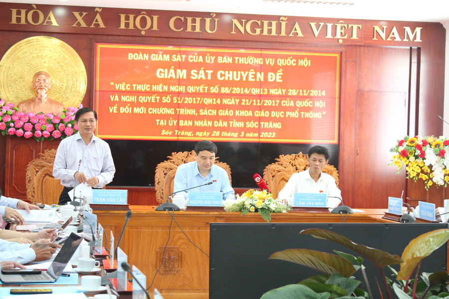 Ông Trần Văn Lâu, Phó Bí thư Tỉnh ủy, Chủ tịch UBND tỉnh Sóc Trăng phát biểu tại buổi làm việc. Ông Trần Văn Lâu, Phó Bí thư Tỉnh ủy, Chủ tịch UBND tỉnh Sóc Trăng phát biểu tại buổi làm việc.