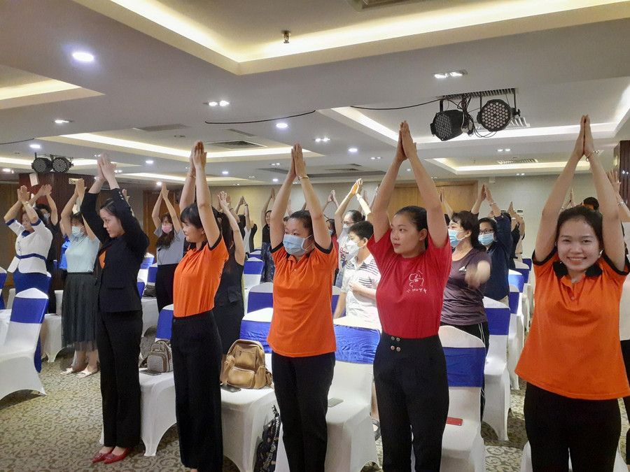 Các đại biểu tham gia hoạt động tại hội thảo. Các đại biểu tham gia hoạt động tại hội thảo.