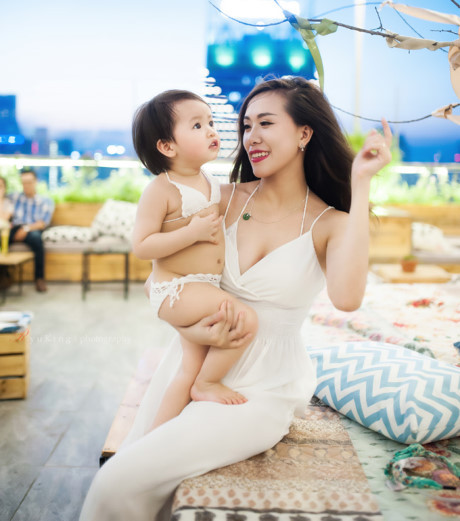 Hot girl Mai Thỏ khoe dáng nõn nà bên con gái - Ảnh 19 Hot girl Mai Tho khoe dang non na ben con gai - Anh 19