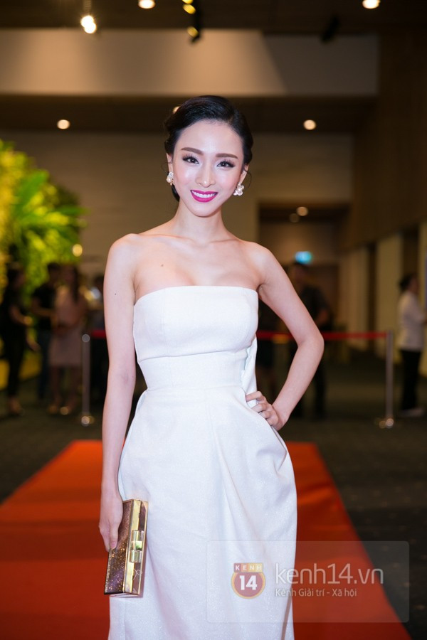 Hồ Ngọc Hà cùng dàn mỹ nhân Việt lộng lẫy trong sự kiện 14